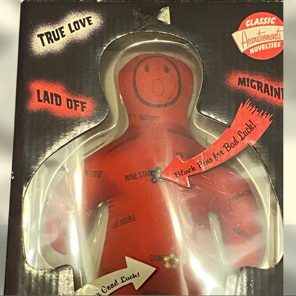 Novelty Red Voodoo Doll Archie McPhees Pin Doll NIB Retro Halloween Hot Topic - Picture 5 of 5